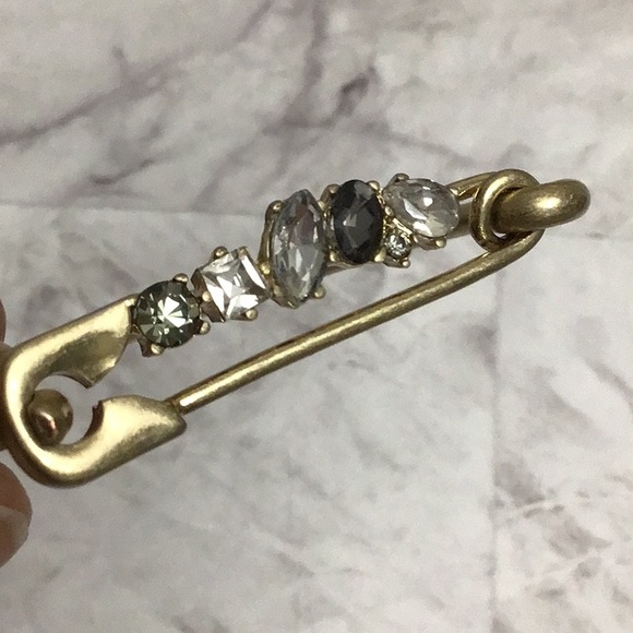 Safety Pin Crystal Bezelled Bracelet, Antique Gold Tone Bangle - Picture 2 of 8